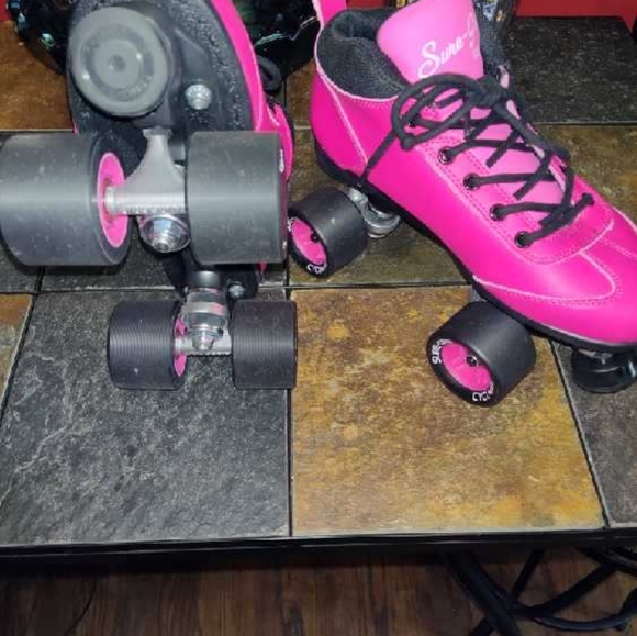 Sure Grip Cyclone Pink Skate - Picture 3 of 5